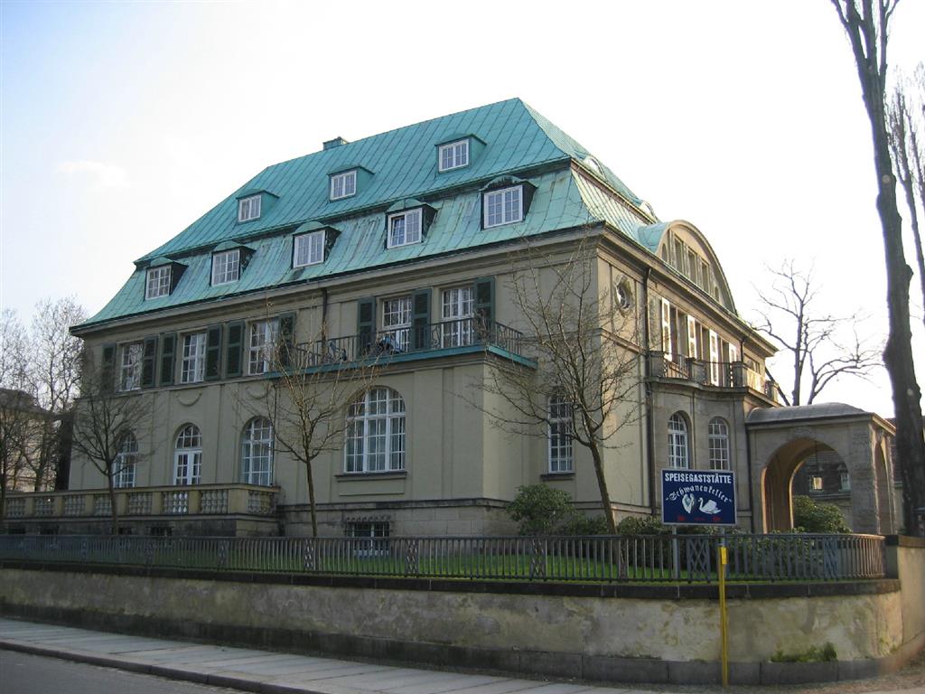 VILLA - LEONHARDT HOCHZEITEN - TAGUNGEN - EVENTS