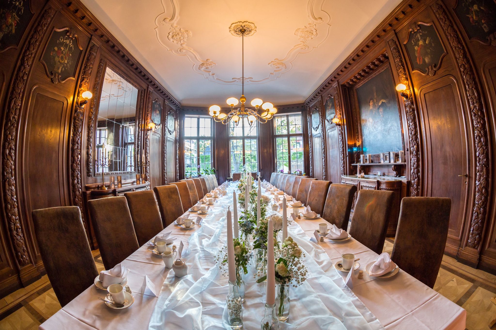 VILLA - LEONHARDT HOCHZEITEN - TAGUNGEN - EVENTS