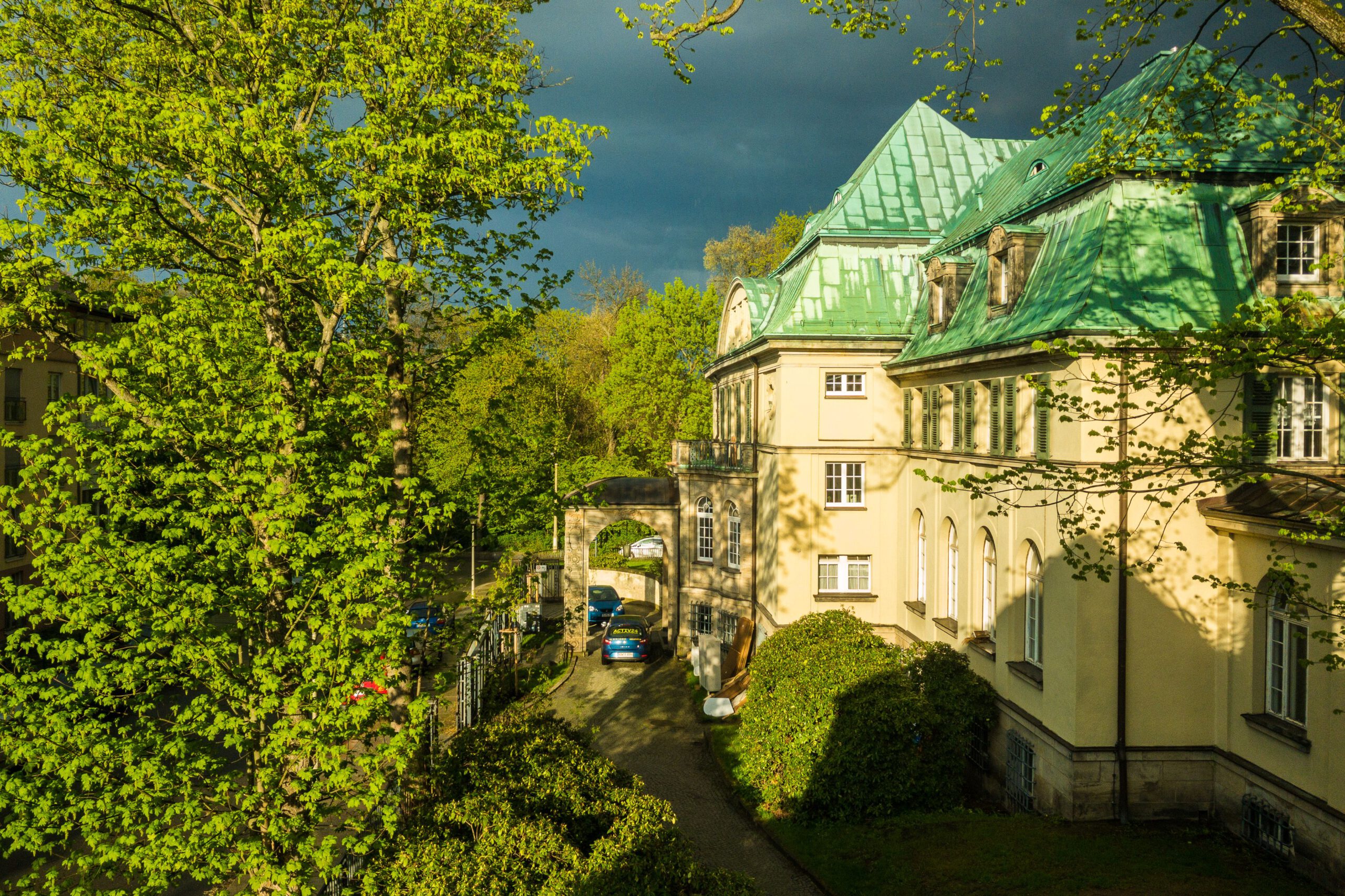 VILLA - LEONHARDT HOCHZEITEN - TAGUNGEN - EVENTS